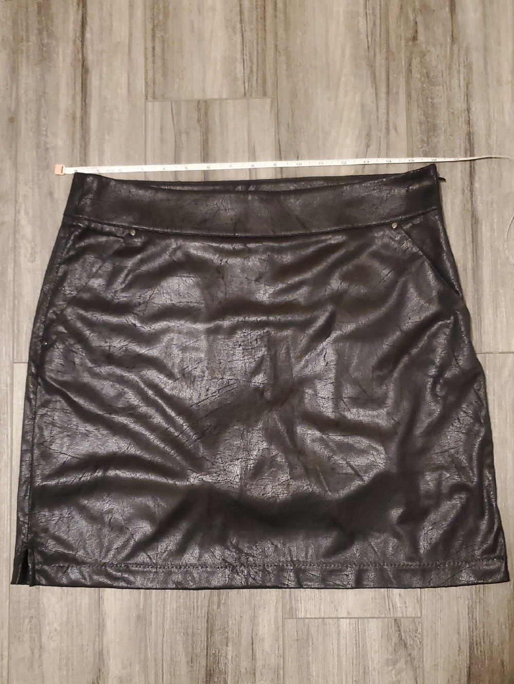 Greg Norman Black Faux Crinkle Leather A-Line Golf Tennis Skirt